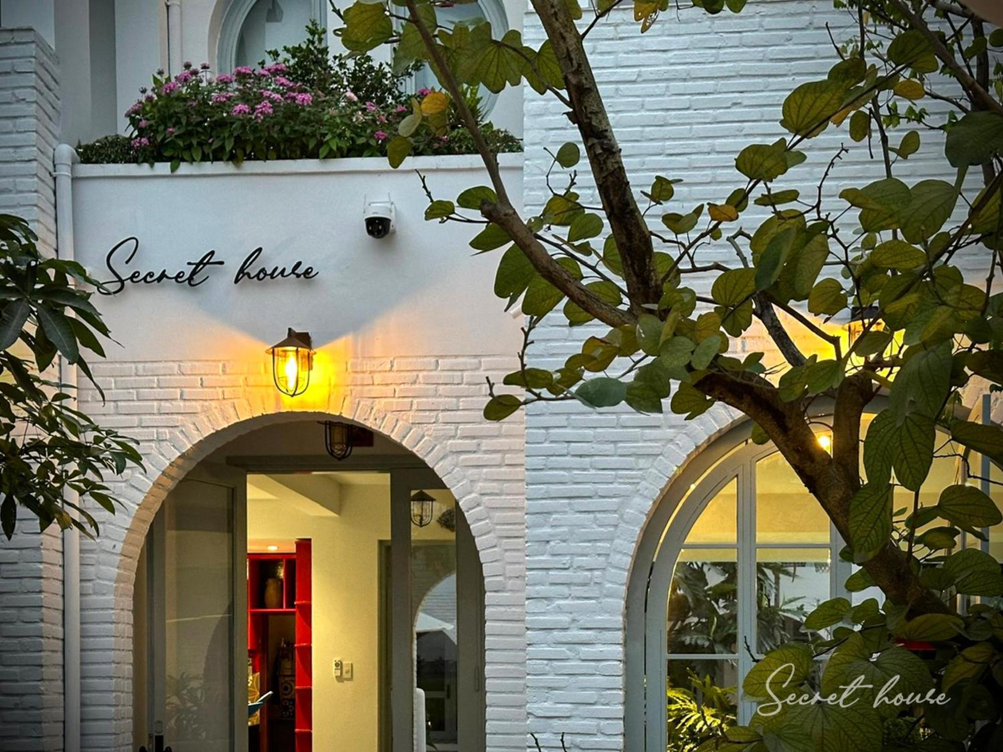 ホテル Secret House Boutique ホイアン エクステリア 写真