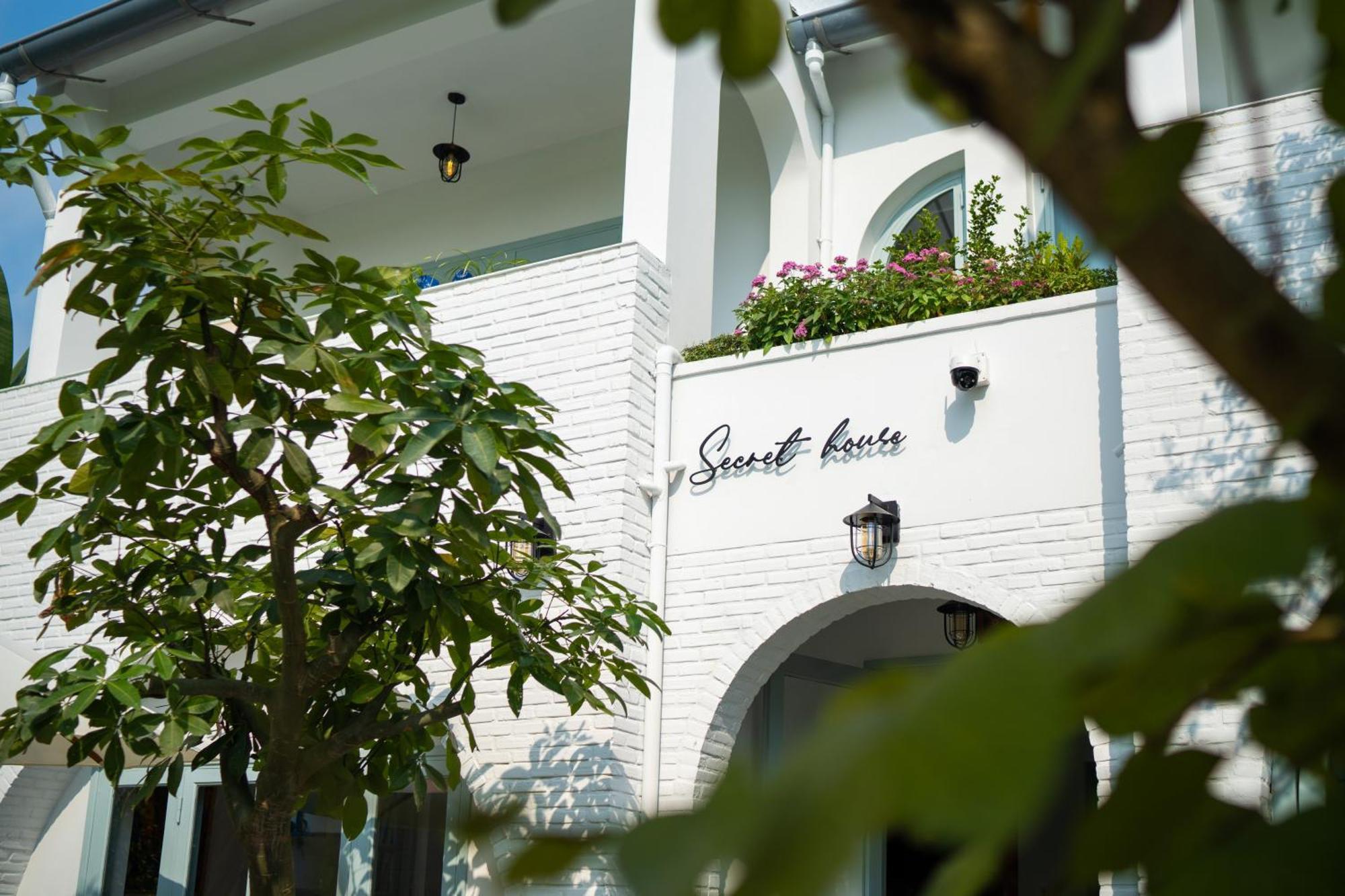 ホテル Secret House Boutique ホイアン エクステリア 写真